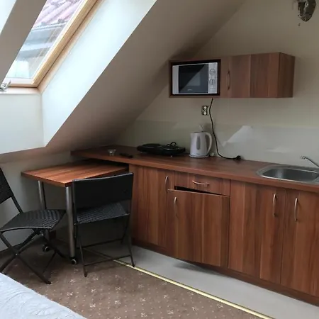 Zlota Roza לינה וארוחת בוקר