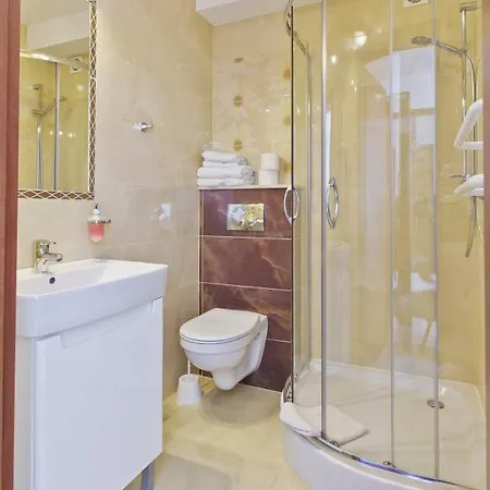 Zlota Roza B&B 사르비노보