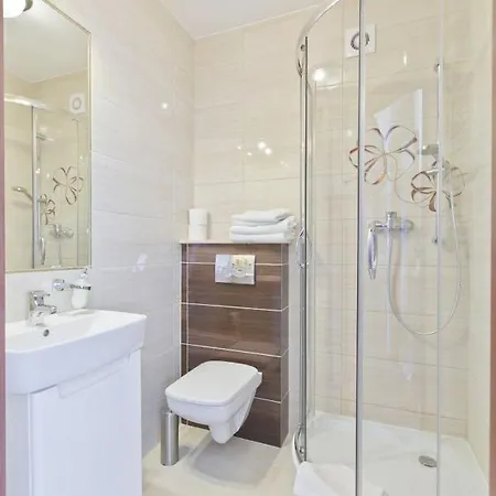 Bed & Breakfast Zlota Roza 4*